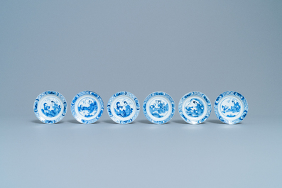 Zes Chinese blauw-witte bordjes met Lange Lijzen en jongens, Kangxi