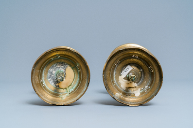 A pair of Flemish or Dutch bronze candlesticks, 15/16th C.