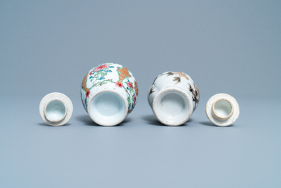 Deux bo&icirc;tes &agrave; th&eacute; en porcelaine de Chine famille rose, Yongzheng