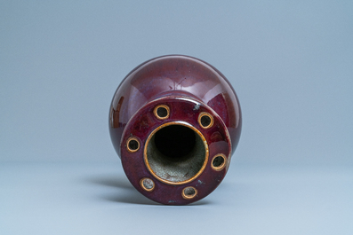 A Chinese flamb&eacute;-glazed 'lotus pod-mouth' vase, 18/19th C.