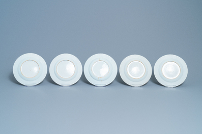 Dix-neuf assiettes en porcelaine de Chine en bleu et blanc, Qianlong