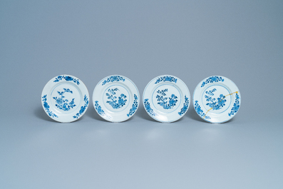 Dix-neuf assiettes en porcelaine de Chine en bleu et blanc, Qianlong