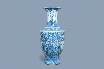 A large Chinese blue and white vase with figurative medallions, 20th C.