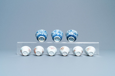 Een gevarieerde collectie Chinese blauw-witte en famille rose koppen en schotels, Qianlong en 19e eeuw