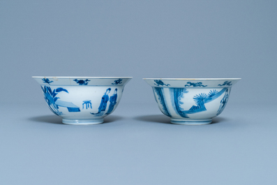 Twee Chinese blauw-witte kommen, Kangxi