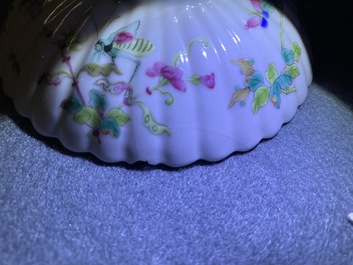 Two Chinese famille rose teapots and four covered bowls on stands, 19th C.