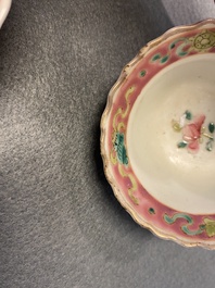 Dix bols et deux soucoupes en porcelaine de Chine famille rose pour le march&eacute; Straits ou Peranakan, 19&egrave;me