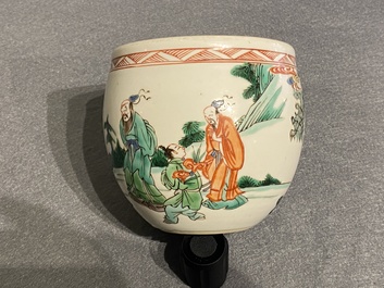 Une petite jardini&egrave;re en porcelaine de Chine famille verte, marque de Chenghua, Kangxi