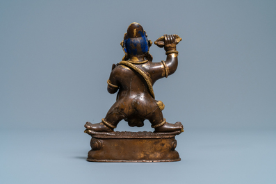 Une figure de Vajrapani en bronze dor&eacute;, Sino-Tibet, 17/18&egrave;me
