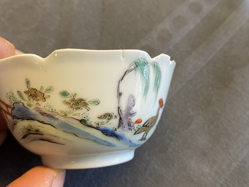 Quatre tasses et deux soucoupes en porcelaine de Chine famille rose, Yongzheng/Qianlong