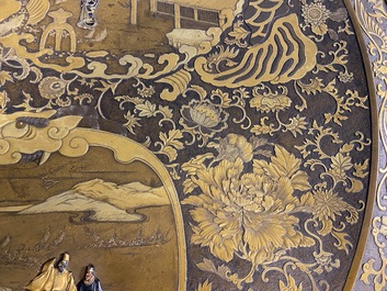 Un grand plat en bronze, sign&eacute; Miyao, Japon, Meiji, 19&egrave;me