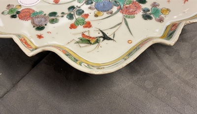 A rare Chinese famille verte tray on four feet, Kangxi