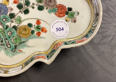 A rare Chinese famille verte tray on four feet, Kangxi