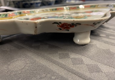 A rare Chinese famille verte tray on four feet, Kangxi