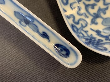 Five Chinese blue and white spoons, 19th C.