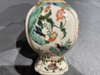 Deux vases en porcelaine de Chine famille verte &agrave; d&eacute;cor de qilins, Kangxi