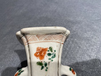 Deux vases en porcelaine de Chine famille verte &agrave; d&eacute;cor de qilins, Kangxi