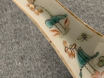 Neuf cuill&egrave;res en porcelaine de Chine pour le march&eacute; Straits ou Peranakan, 19/20&egrave;me