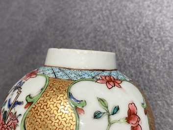 Deux bo&icirc;tes &agrave; th&eacute; en porcelaine de Chine famille rose, Yongzheng