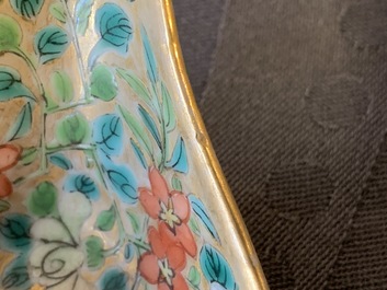 Six cuill&egrave;res en porcelaine de Chine Lai Nam Thong pour le march&eacute; thai, 19&egrave;me