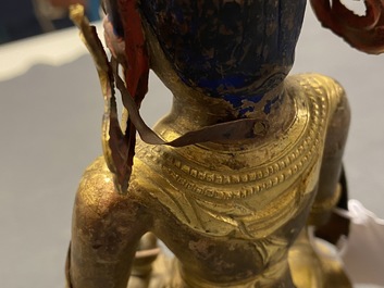 Une figure du Bouddha en cuivre dor&eacute;, Sino-Tibet, 18/19&egrave;me