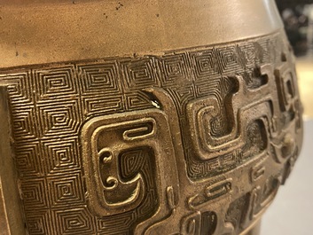 A large Chinese bronze tripod censer, 18/19th C.