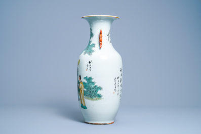 Un vase en porcelaine de Chine qianjiang cai &agrave; d&eacute;cor de musiciens et de lettr&eacute;s, 19/20&egrave;me