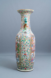 A pair of massive Chinese famille rose vases, 19th C.