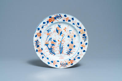 Deux plats et cinq assiettes en porcelaine de Chine, Kangxi/Qianlong