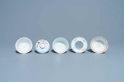 Four Chinese famille rose teapots, three bowls and a caddy, 19/20th C.