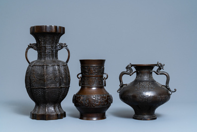 Three Chinese archaic bronze vases, 18/19th C.