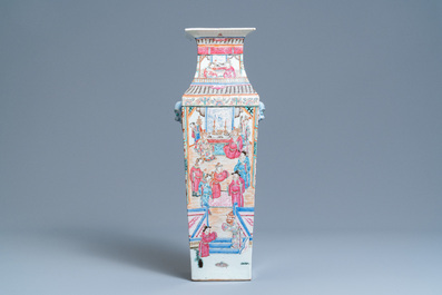 A square Chinese famille rose vase, 19th C.