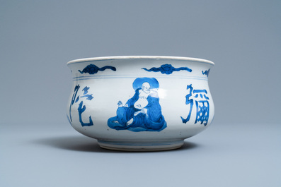 Een Chinese blauw-witte wierookbrander met vier luohans, Kangxi