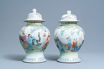 Two Chinese famille rose vases and covers, Qianlong mark, 19/20th C.