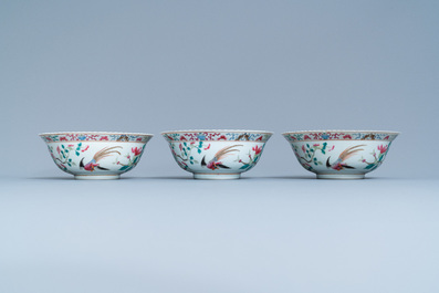 Een 56-delig Chinees famille rose servies voor de Straits of Peranakan markt, 19e eeuw