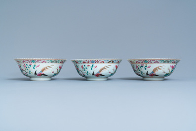 Un service de 56 pi&egrave;ces en porcelaine de Chine famille rose pour le march&eacute; Straits ou Peranakan, 19&egrave;me