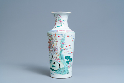 A Chinese famille rose 'horseriders' vase, 19th C.