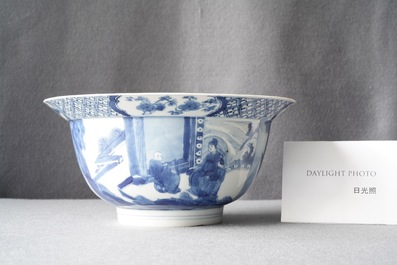 Een Chinese blauw-witte 'Romance of the Western Chamber' klapmuts kom, Chenghua merk, Kangxi