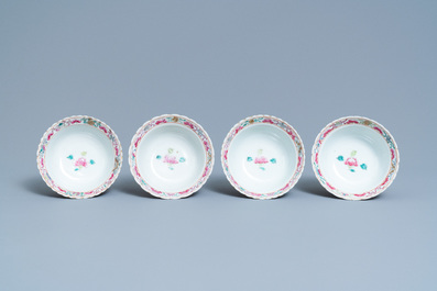 Een 56-delig Chinees famille rose servies voor de Straits of Peranakan markt, 19e eeuw