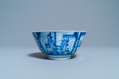 Un bol en porcelaine de Chine en bleu et blanc &agrave; d&eacute;cor de sc&egrave;nes du 'Xi Xiang Ji', marque et &eacute;poque de Kangxi