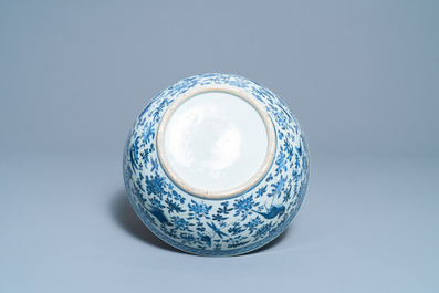Two Chinese qianjiang cai hat stands and a blue and white bowl, 19/20th C.