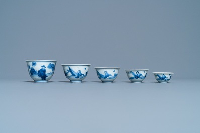 Five Chinese blue and white nesting bowls, Chenghua mark, Transitional period