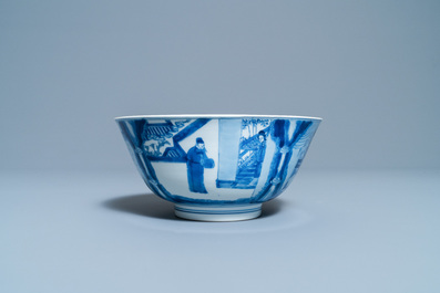 Un bol en porcelaine de Chine en bleu et blanc &agrave; d&eacute;cor de sc&egrave;nes du 'Xi Xiang Ji', marque et &eacute;poque de Kangxi