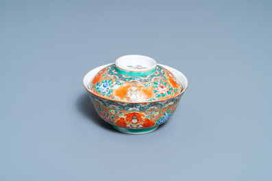 A Chinese Thai market Bencharong bowl and cover, 19th C.