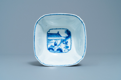 Un bol en porcelaine de Chine en bleu et blanc figurant une dame et son chat, marque et &eacute;poque de Kangxi