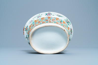 A reticulated Chinese Canton famille rose basket on stand, 19th C.