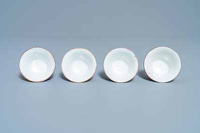 Quatre bols en porcelaine de Chine Bencharong pour le march&eacute; thai, 19&egrave;me