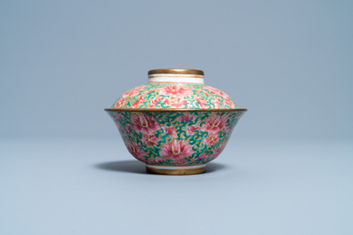 A Chinese Thai market Bencharong bowl and cover, 19th C.