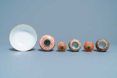 Six Chinese Thai market Bencharong jars and a bowl, 19th C.