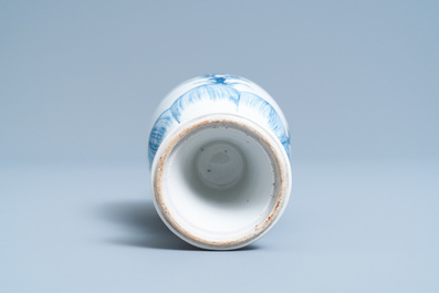 A Chinese blue and white vase with floral design, Kangxi